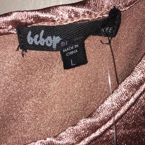 Mini cold shoulder dress with tags never worn ! - Picture 2 of 3